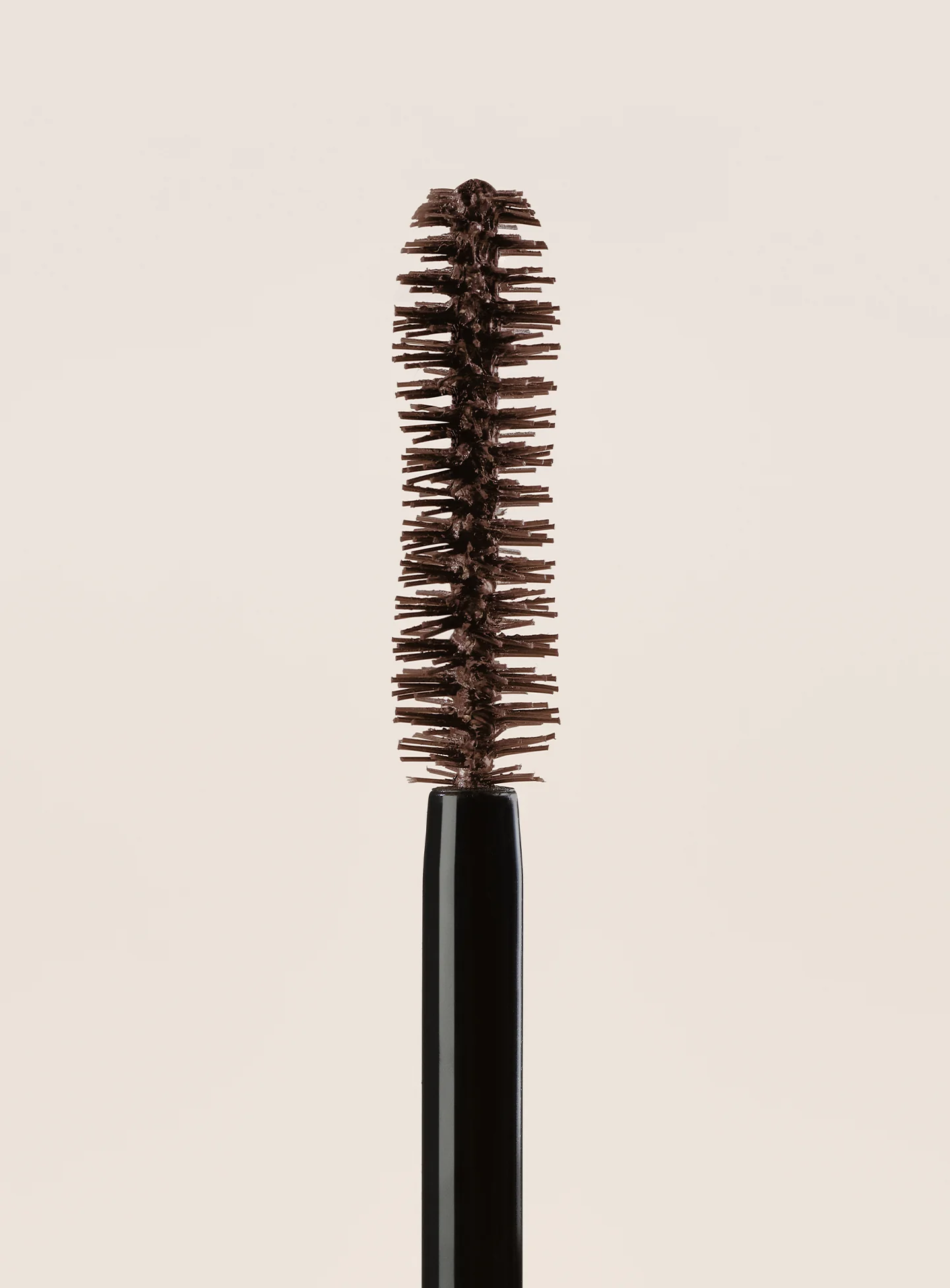 Perfect Strokes Universal Volumizing Mascara - Brown - Image 12