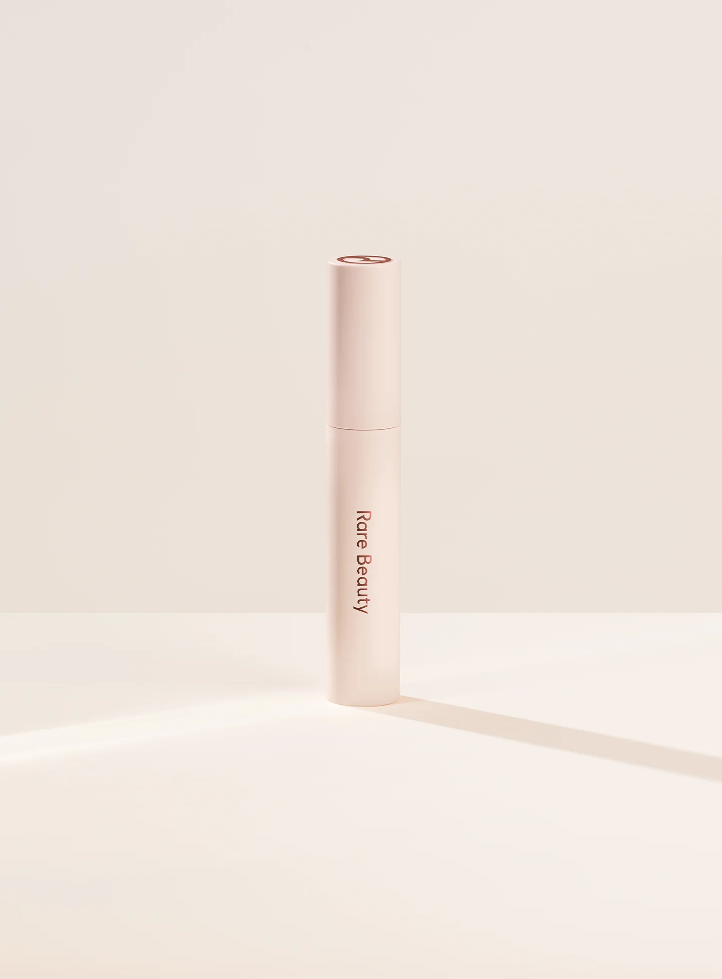 Perfect Strokes Universal Volumizing Mascara - Brown - Image 13