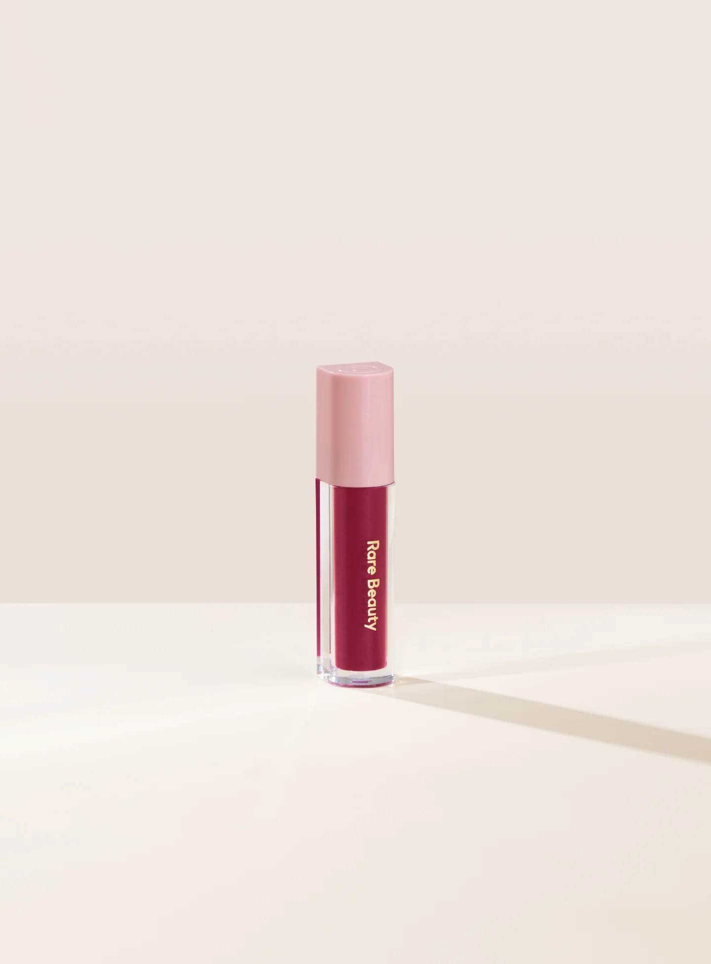 Stay Vulnerable Liquid Eyeshadow - Image 3