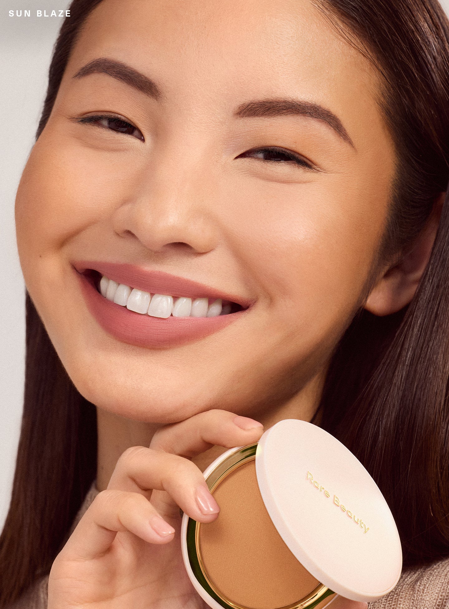 Warm Wishes Soft Matte Powder Bronzer - Image 5